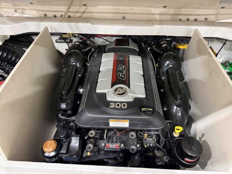 2018 Crownline 235 SS US-KIS84545A818 [photo 23]